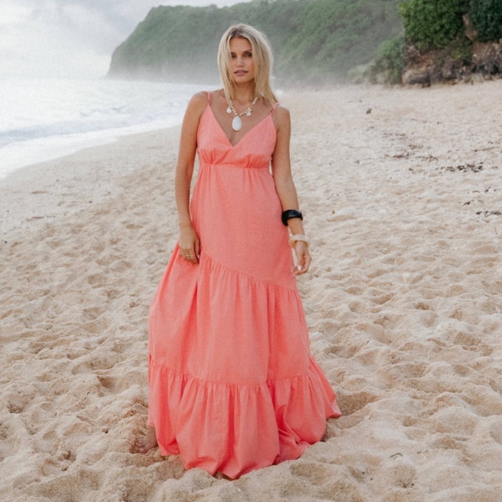 Petal & Pup Forbes Maxi Dress Size S